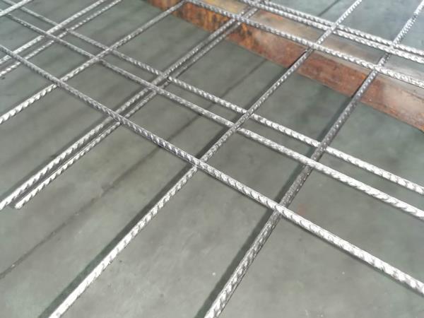 草莓污视频在线观看免费